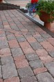 COSTA BRAVA VINTAGE gr.8cm kostka brukowa wariant A - powierzchnia postarzana - aranżacja czerwonybrąz 1